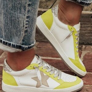 ShuShop Paz Sneakers Size 8 NWB